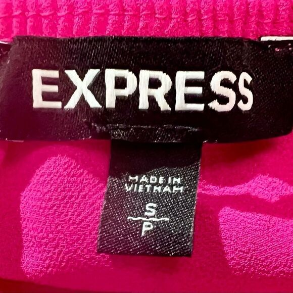 SMALL Express Hot Pink Blouse with Elegant Design cutout back - Picture 6 of 9